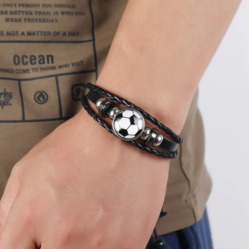 Pulseira De Couro Masculina Design Bola De Futebol Pulseira De Couro Masculina Design Bola De Futebol FutCarioca 